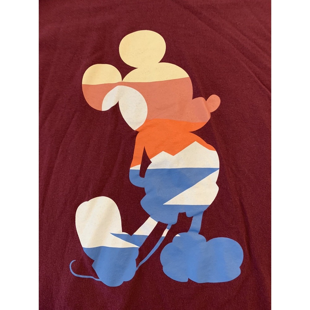 Disney‎ Mickey Mouse Silhouette Tee Shirt Size Large Maroon Geometric
